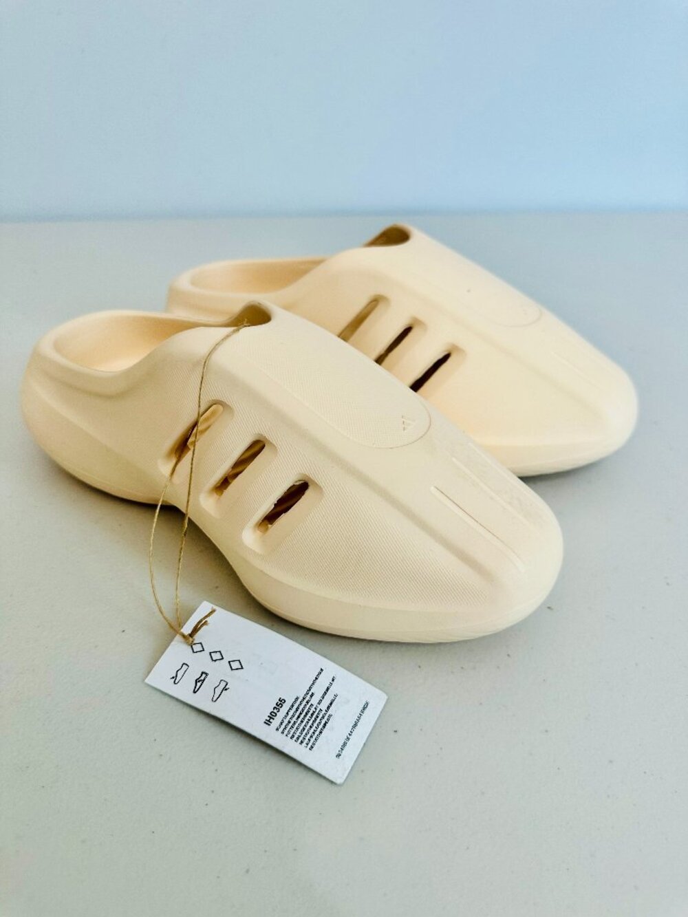 NEW ADIDAS ADIFOAM IIINFINITY UNISEX CRYSTAL SAND MULE SLIDES SLIPPERS 6M/7W